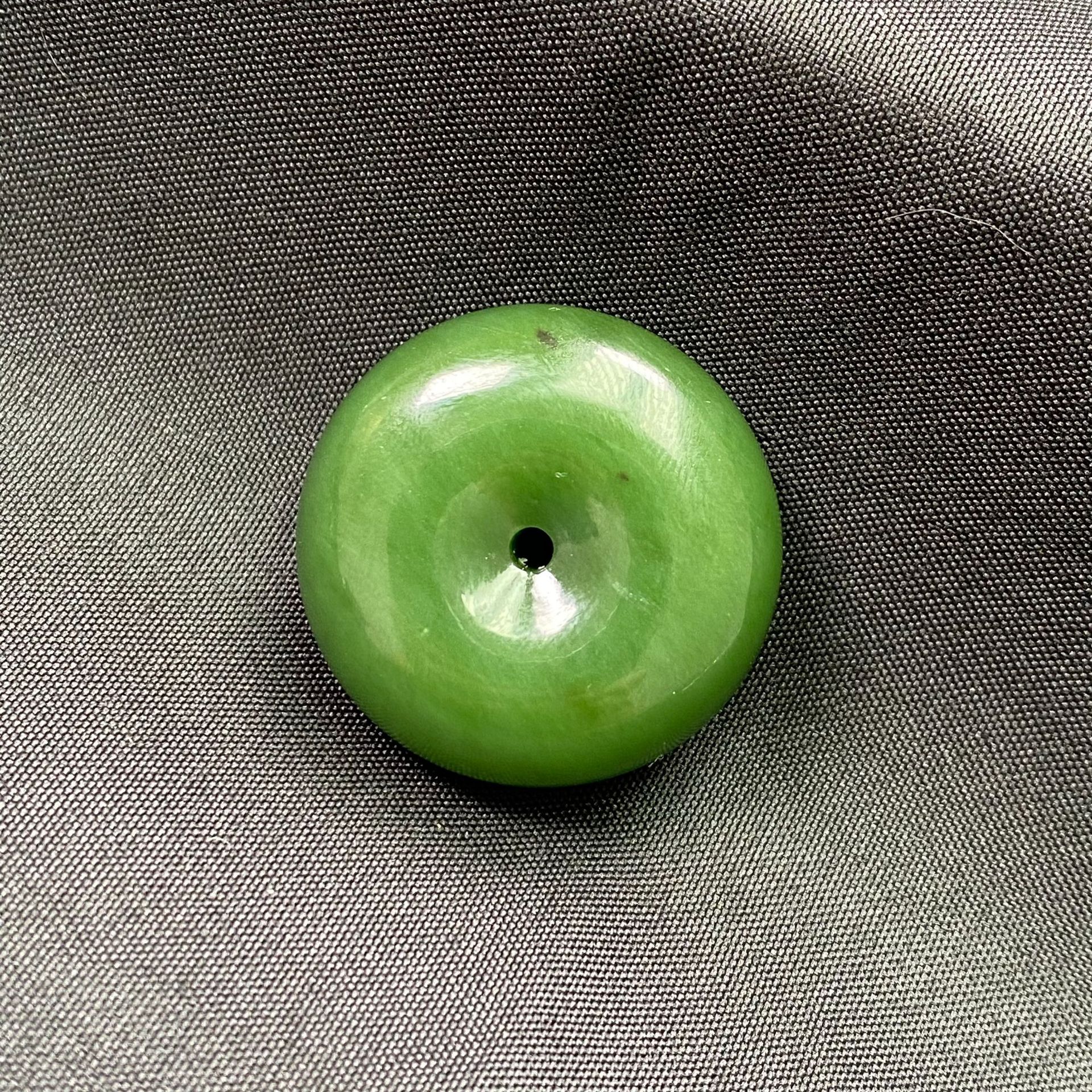 天然和田玉碧玉菠菜绿红皮平安扣挂件 简约国风玉吊坠