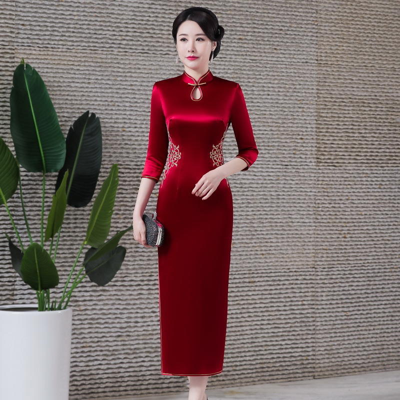 醋酸刺绣妈妈旗袍连衣裙，婚宴敬酒礼服
