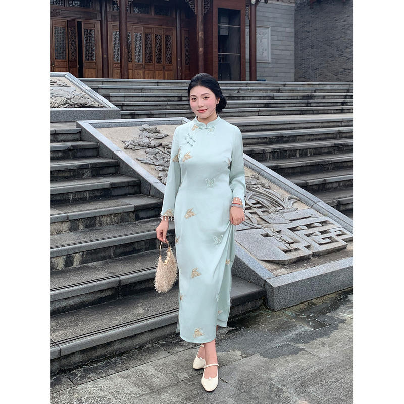 65362新中式蝴蝶刺绣旗袍裙，女款秋季苏派风格大码