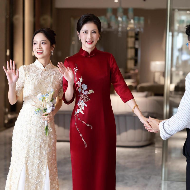2025新款刺绣新中式旗袍婚宴礼服