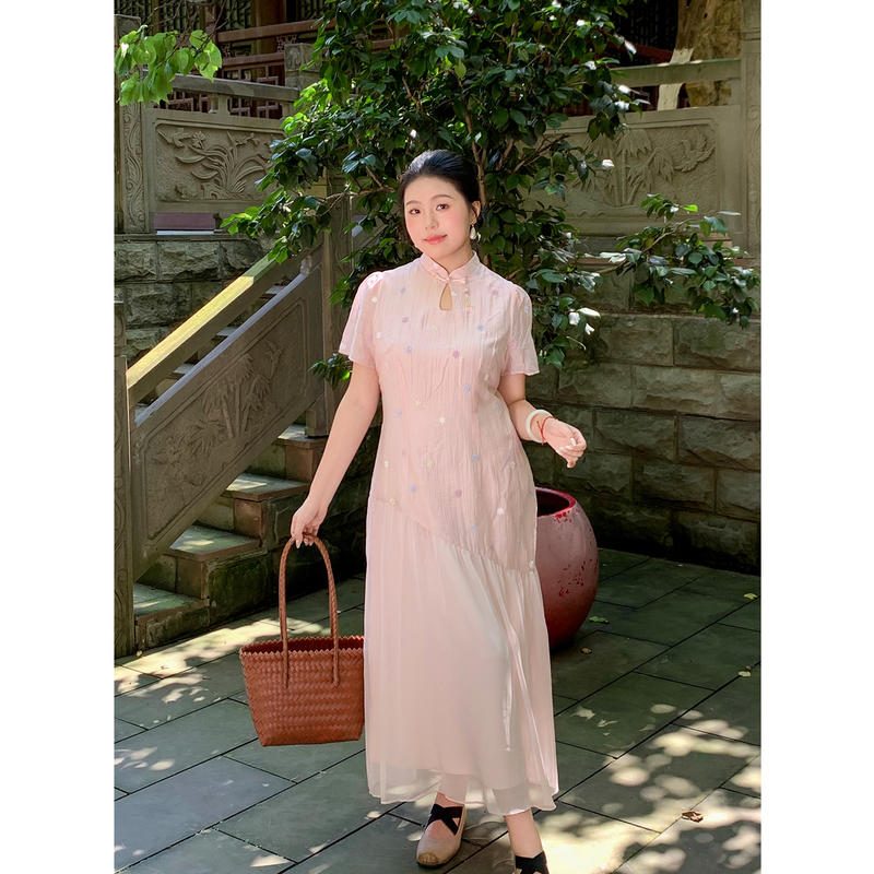 新中式刺绣拼接旗袍连衣裙 2026夏季女款