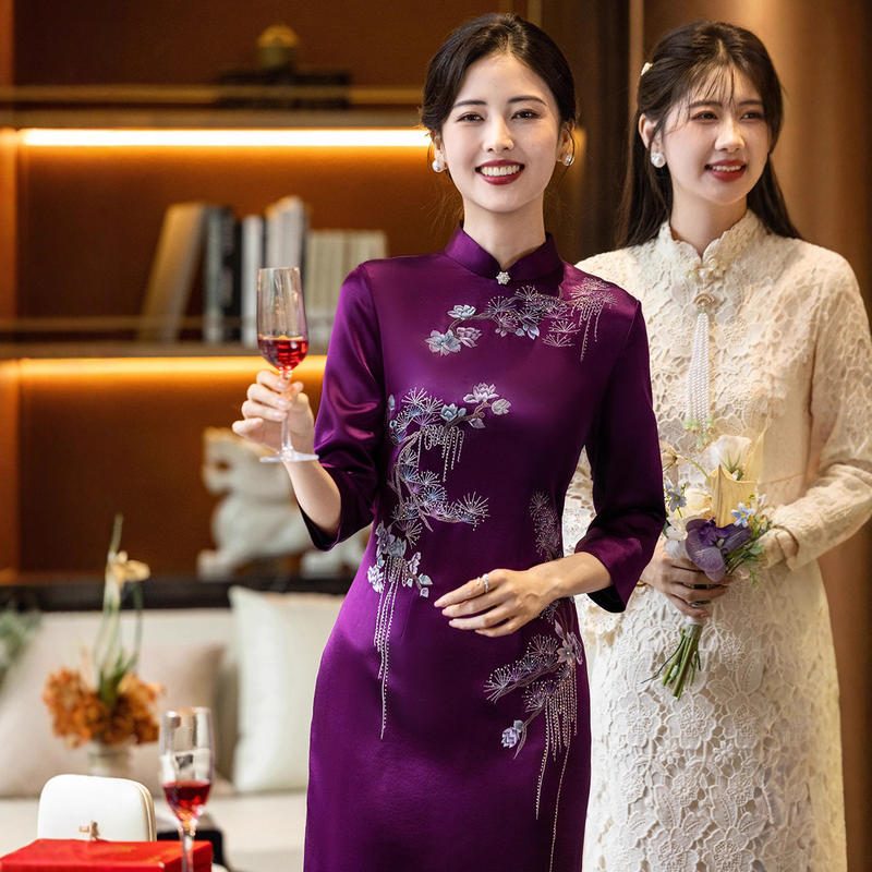 新中式刺绣旗袍裙，妈妈婚宴礼服，秋冬款