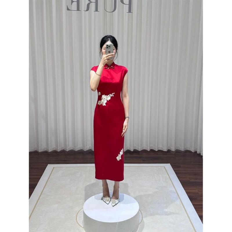 红色刺绣新中式旗袍女长裙