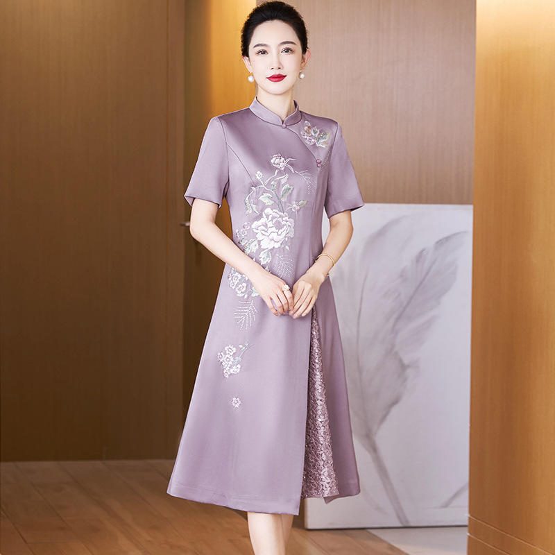 新款手工刺绣中长款紫色旗袍婚宴晚礼服