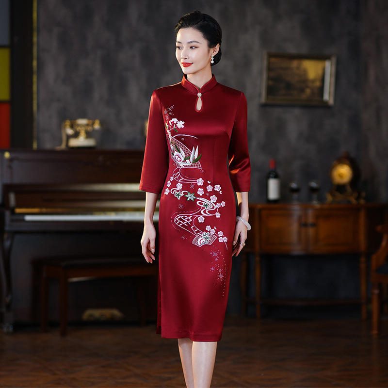真醋酸刺绣中式婚礼旗袍礼服