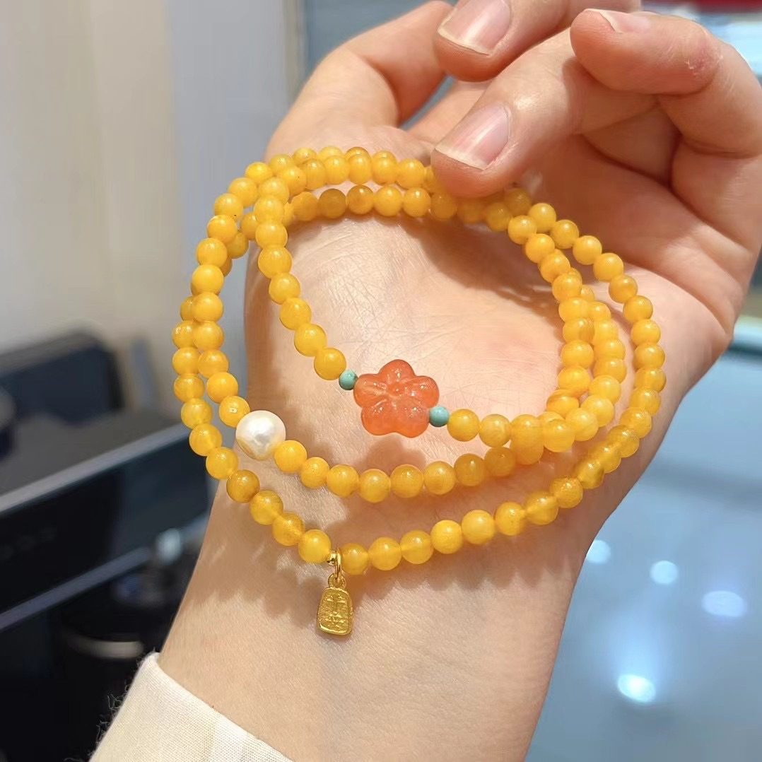 新中式鸡油黄老蜜蜡多圈佛珠手链 女款简约南红玛瑙小花手串